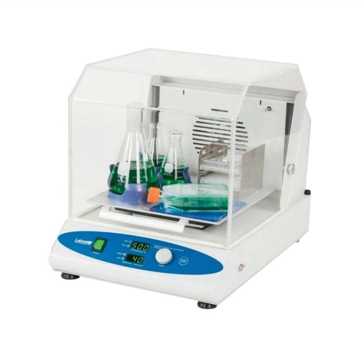 Benchtop shaking incubator